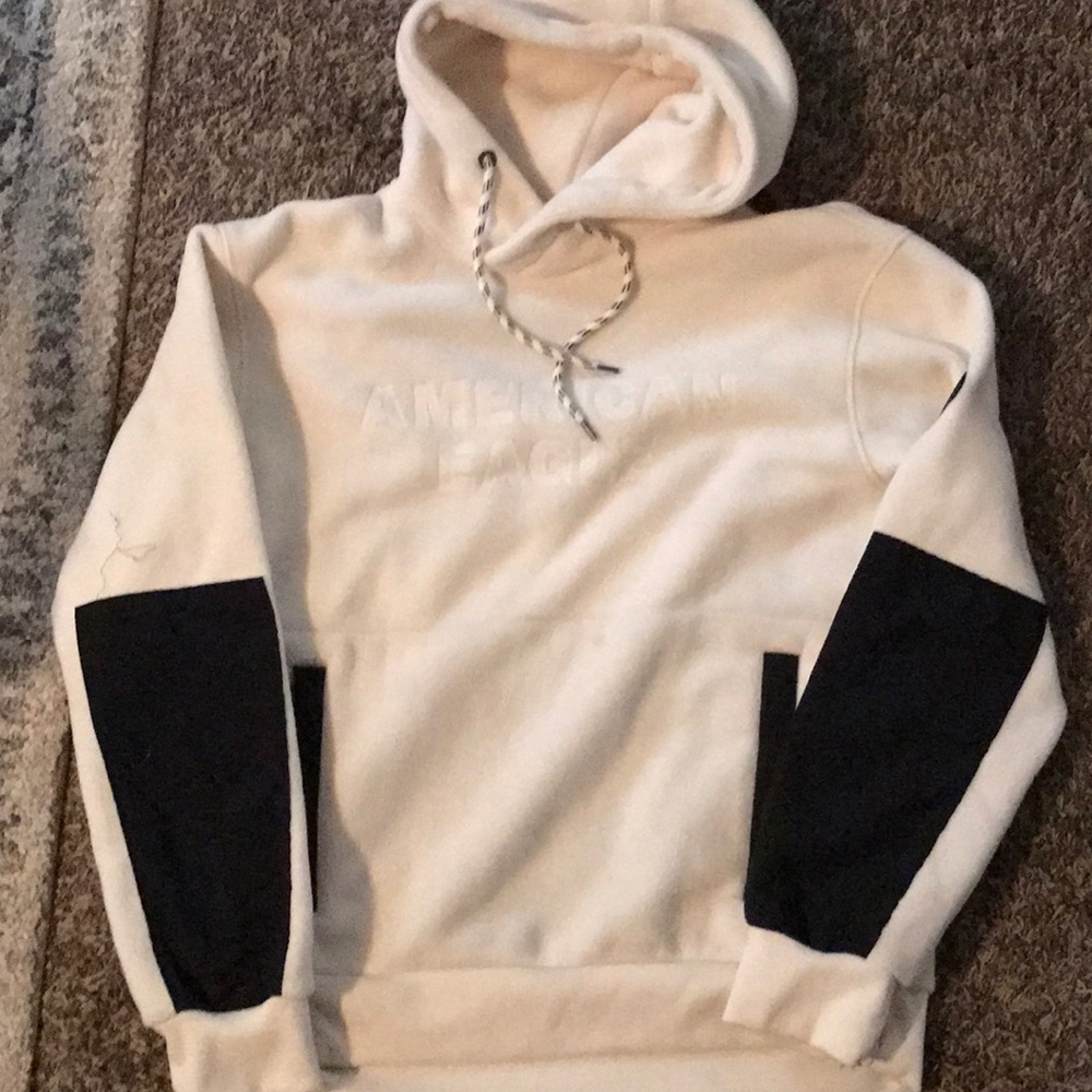 Men’s American Eagle hoodie